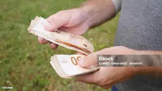 深漂金融人的生存图鉴：梦想与现实的残酷博弈